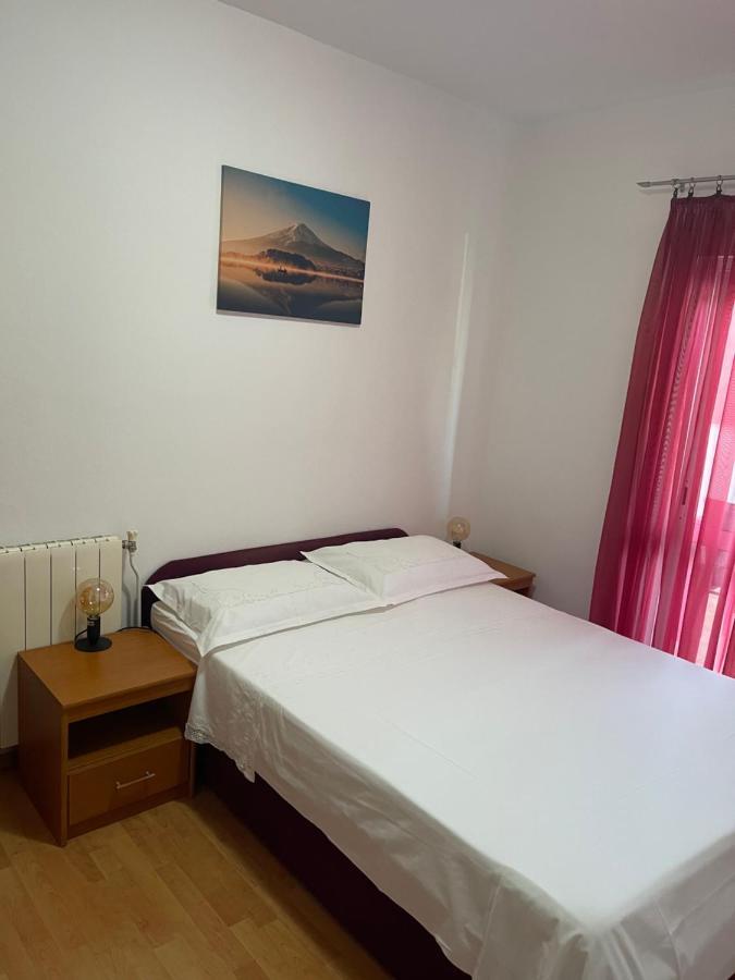 Apartmani Frane Tribunj  Ngoại thất bức ảnh
