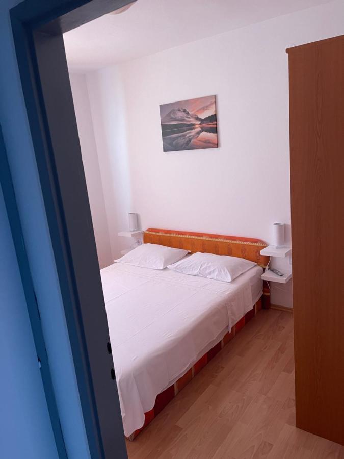 Apartmani Frane Tribunj  Ngoại thất bức ảnh