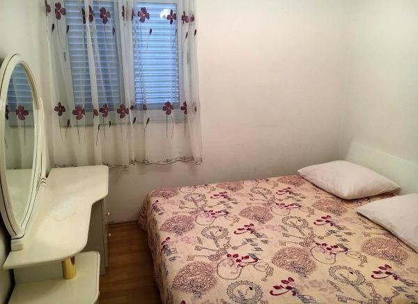Apartmani Frane Tribunj  Ngoại thất bức ảnh