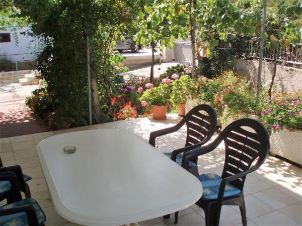 Apartmani Frane Tribunj  Ngoại thất bức ảnh