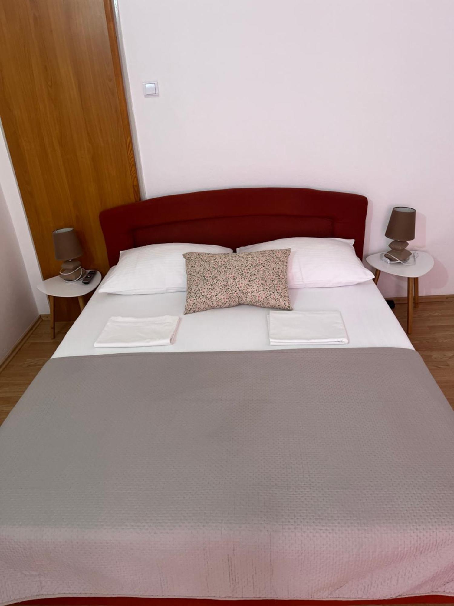 Apartmani Frane Tribunj  Ngoại thất bức ảnh